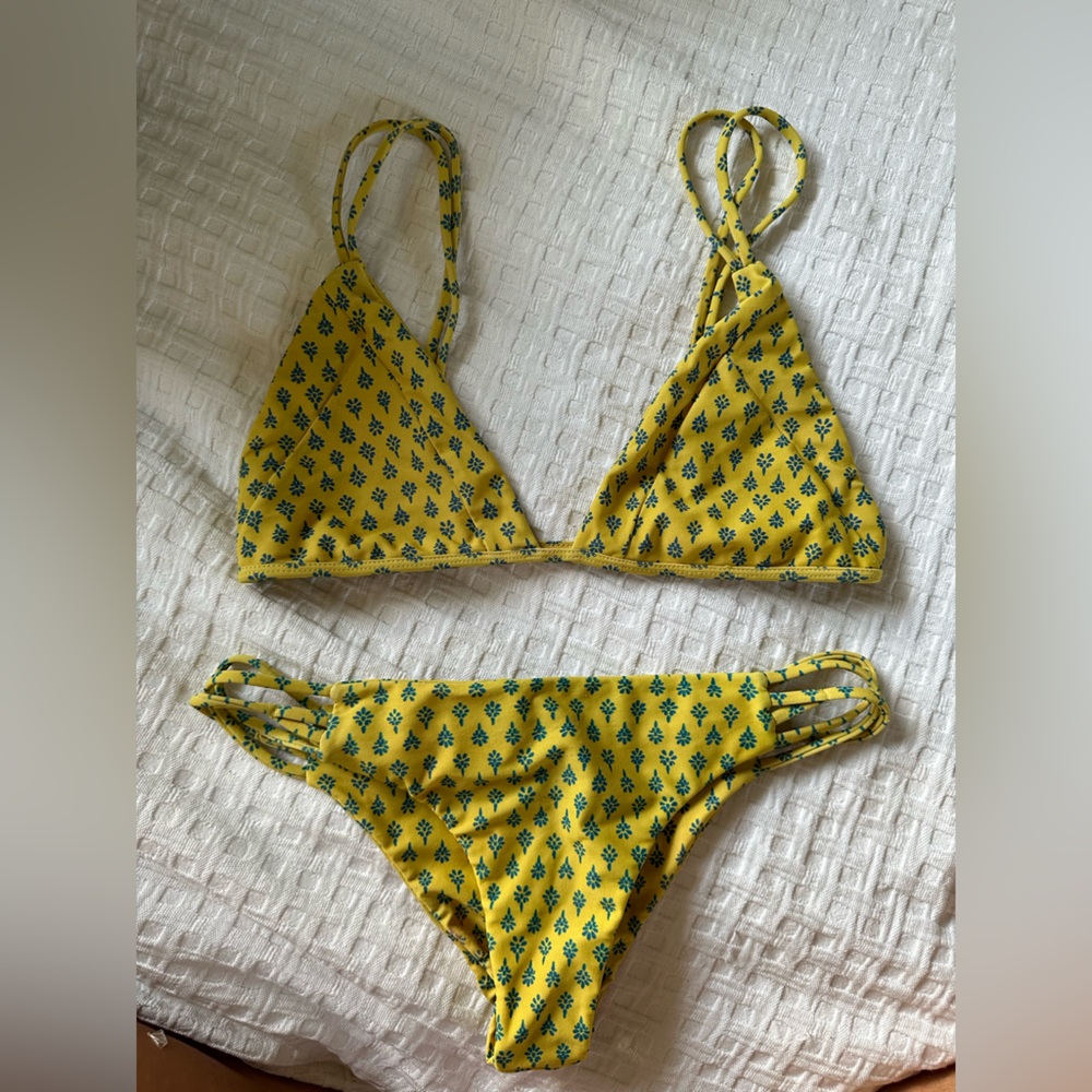 Benoa Swim Yellow and Blue Bikini